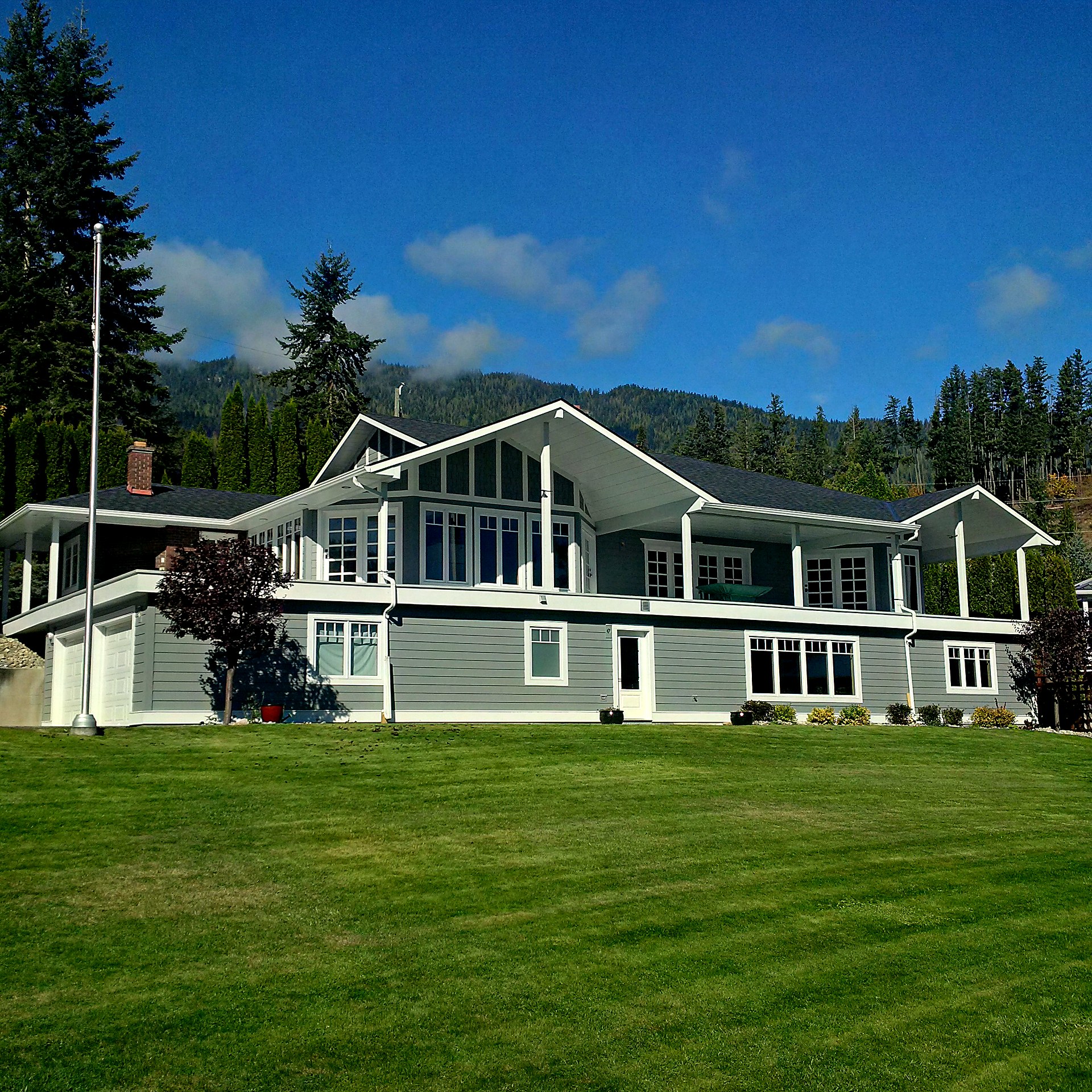 Shuswap Lake Residence